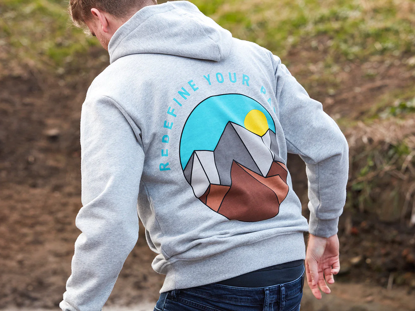 Hoodies & Sweatshirts